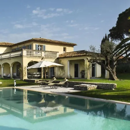 Amazing Chalet 12 Guests In Saint-tropez فيلة *